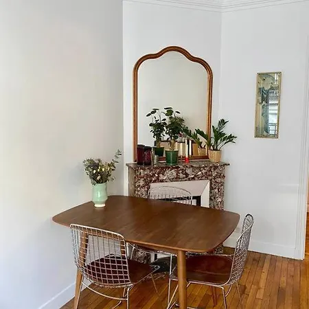 3p. 59m² Au Pied De Montmartre Apartment Paris